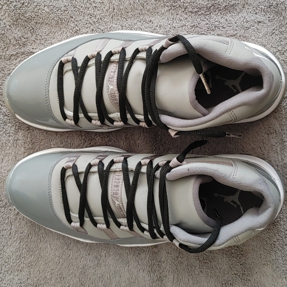 Air Jordan 11 Retro 'Cool Grey' 2010